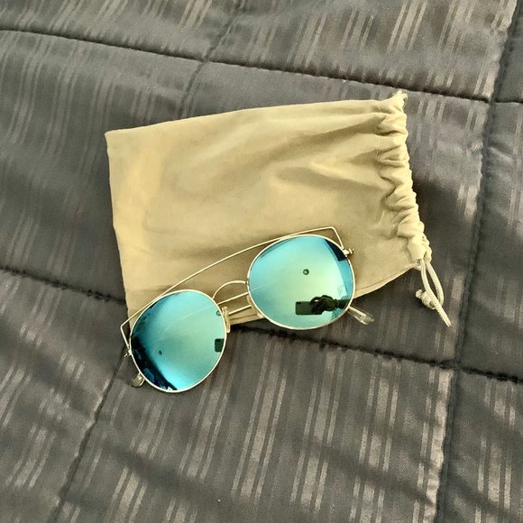 Free People Brow Bar Blue Mirror Sunglasses - Picture 2 of 3